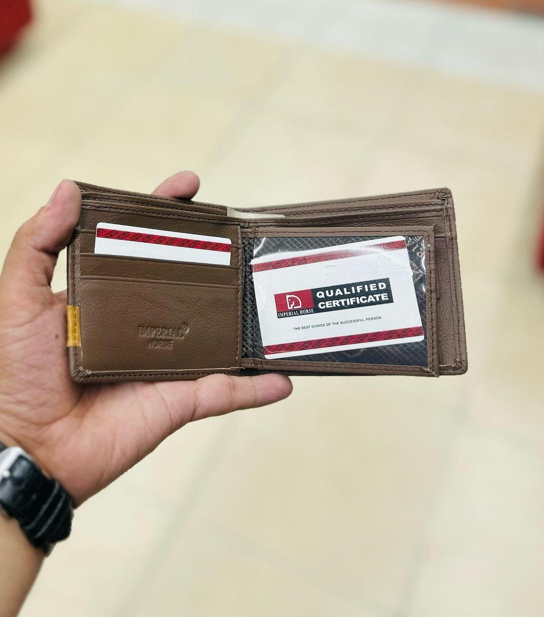 Men's Stylish Textured Leather Wallet