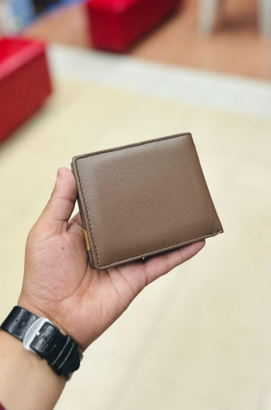 Men's Stylish Textured Leather Wallet